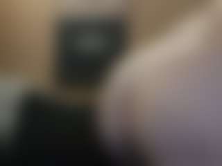 ashdizzel's Live Sex Cam Show