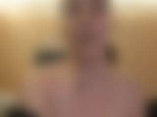 ashdizzel's Live Sex Cam Show