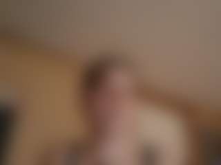 ashdizzel's Live Sex Cam Show