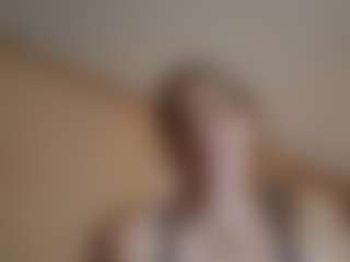 Live cam show with ashdizzel - New Shaved Pussy on Camsoda