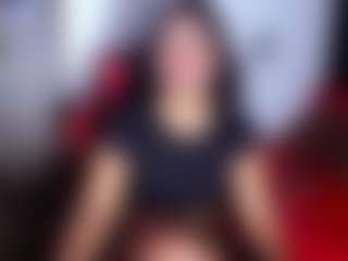 Live cam show with Emma-18 - College on Camsoda