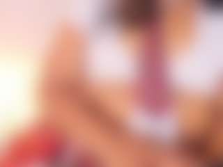 Live cam show with Emma-18 - New Shaved Pussy on SpankPalCams