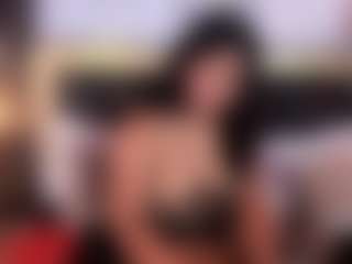 Emma-18's Live Sex Cam Show