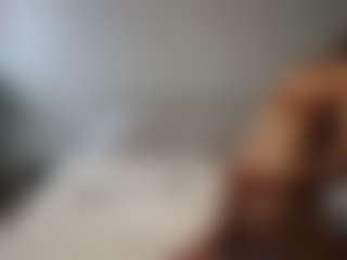 emmalouu's Live Sex Cam Show