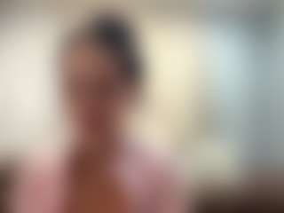 GarnetGugino's Live Sex Cam Show
