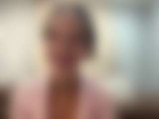 GarnetGugino's Live Sex Cam Show
