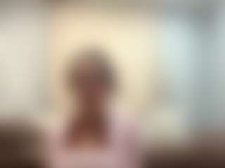 GarnetGugino's Live Sex Cam Show