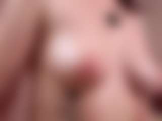 Live cam show with KamilahFernades - Tease Big Tits on Camsoda