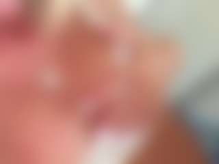 Live cam show with LavelleSulc - Big Tits on Hubzter Live