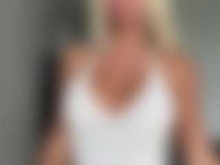 Live cam show with LavelleSulc - Athletic Tattoos on CamwithHer