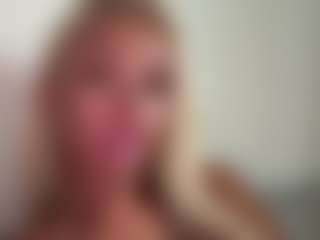 LavelleSulc's Live Sex Cam Show