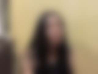 Live cam show with LeanaBolls - Spank Brown Hair on Camsoda