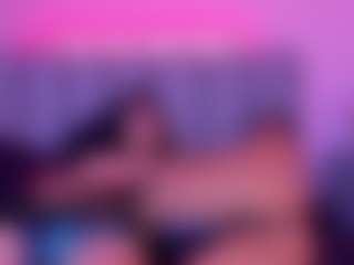 Live cam show with BellaAndDominick - Skinny on Milfs Live