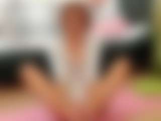 CaroleBorello's Live Sex Cam Show