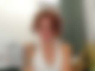 Live cam show with CaroleBorello - Body Massage on Milfs Live