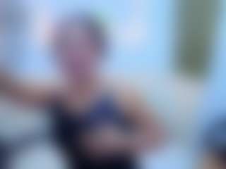 Live cam show with Flor-cn - New Blowjob on Camsoda