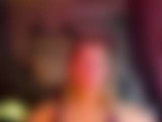Live cam show with GiuseppinaBoardman - Athletic Bedroom on Camsoda