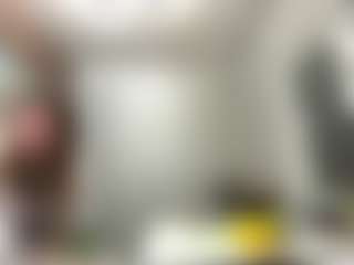 GiuseppinaBoardman's Live Sex Cam Show