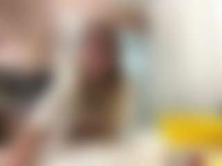 GiuseppinaBoardman's Live Sex Cam Show