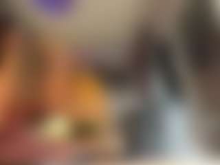 GiuseppinaBoardman's Live Sex Cam Show