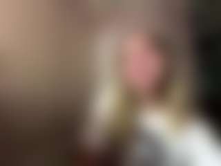 GiuseppinaBoardman's Live Sex Cam Show