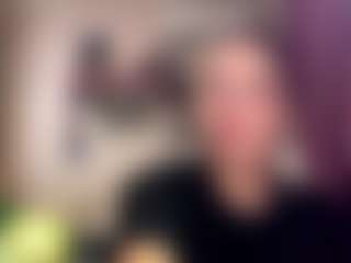GiuseppinaBoardman's Live Sex Cam Show