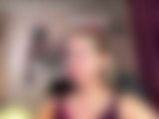 GiuseppinaBoardman's Live Sex Cam Show