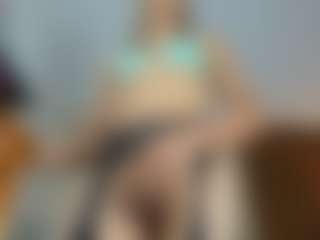 isabella-saaenz's Live Sex Cam Show