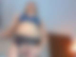 Live cam show with isabella-saaenz - White on justonemore.cc | colombia