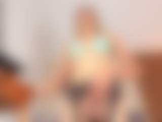 isabella-saaenz's Live Sex Cam Show