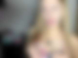 Live cam show with Stella - Blonde Hair HD on nudelive.tv