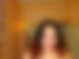 Live cam show with Kiara-Moon-r - New Lovense on CamwithHer
