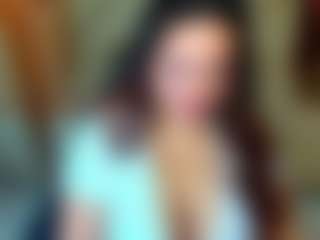 Kiara-Moon-r's Live Sex Cam Show