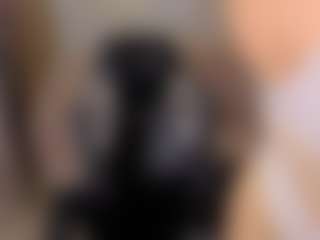 LaurisTits's Live Sex Cam Show