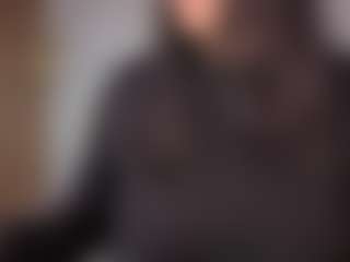 LaurisTits's Live Sex Cam Show