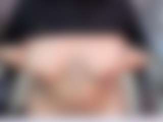 Live-Cam-Show mit LaurisTits - Big Tits auf Camsoda
