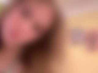 MadalineEngleson's Live Sex Cam Show