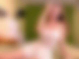 MadalineEngleson's Live Sex Cam Show