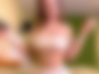 MadalineEngleson's Live Sex Cam Show