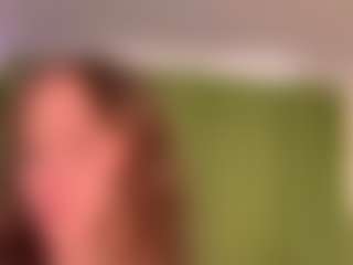 MadalineEngleson's Live Sex Cam Show
