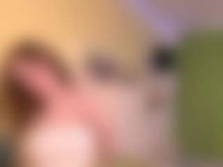 MadalineEngleson's Live Sex Cam Show