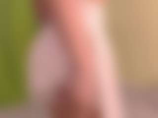 MadalineEngleson's Live Sex Cam Show