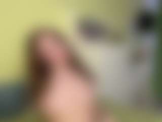 MadalineEngleson's Live Sex Cam Show