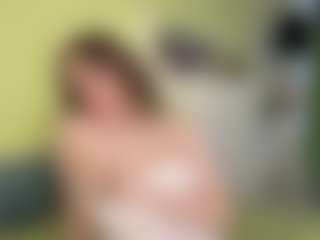 MadalineEngleson's Live Sex Cam Show