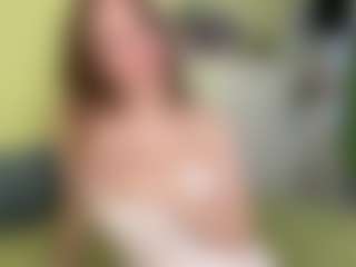 MadalineEngleson's Live Sex Cam Show