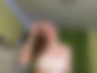MadalineEngleson's Live Sex Cam Show