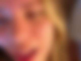 miaa-cn's Live Sex Cam Show