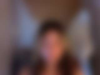 miaa-cn's Live Sex Cam Show