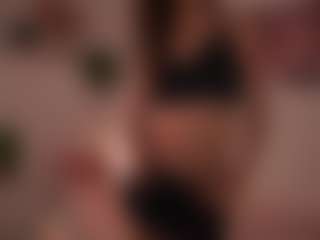 OliviaMoretti's Live Sex Cam Show