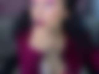 RoxxeMilf's Live Sex Cam Show